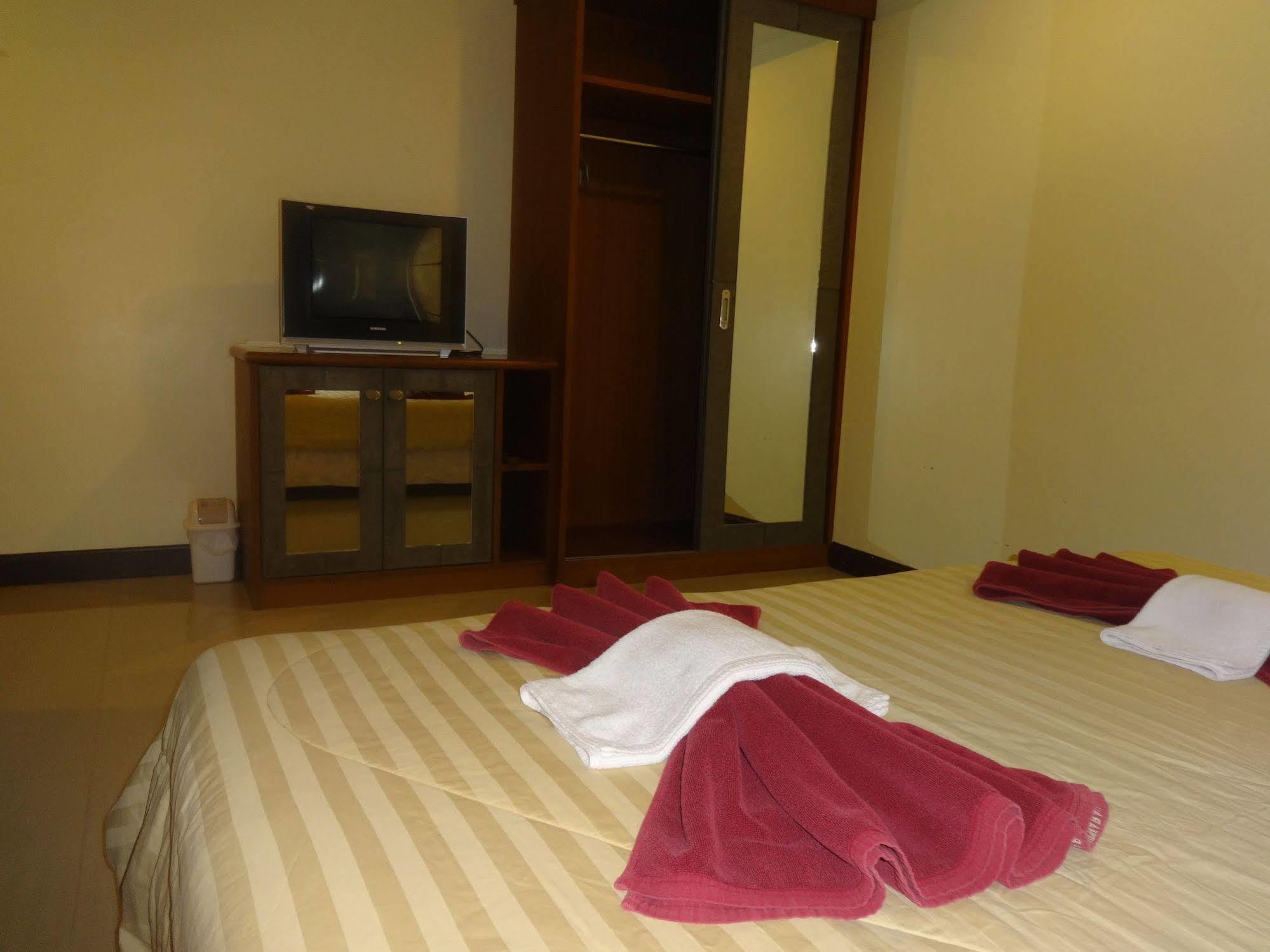 Pornthep Hotel 2 Ban Khlong Haeng Dış mekan fotoğraf